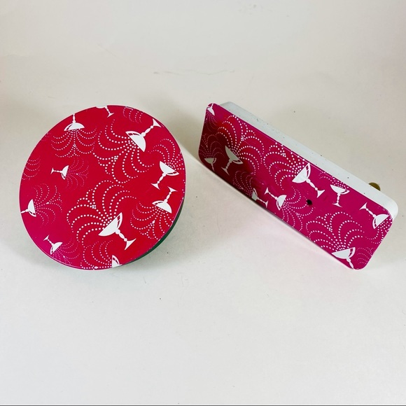 Two vintage tin New Years Eve deep pink cocktail print noise makers. - Picture 4 of 4